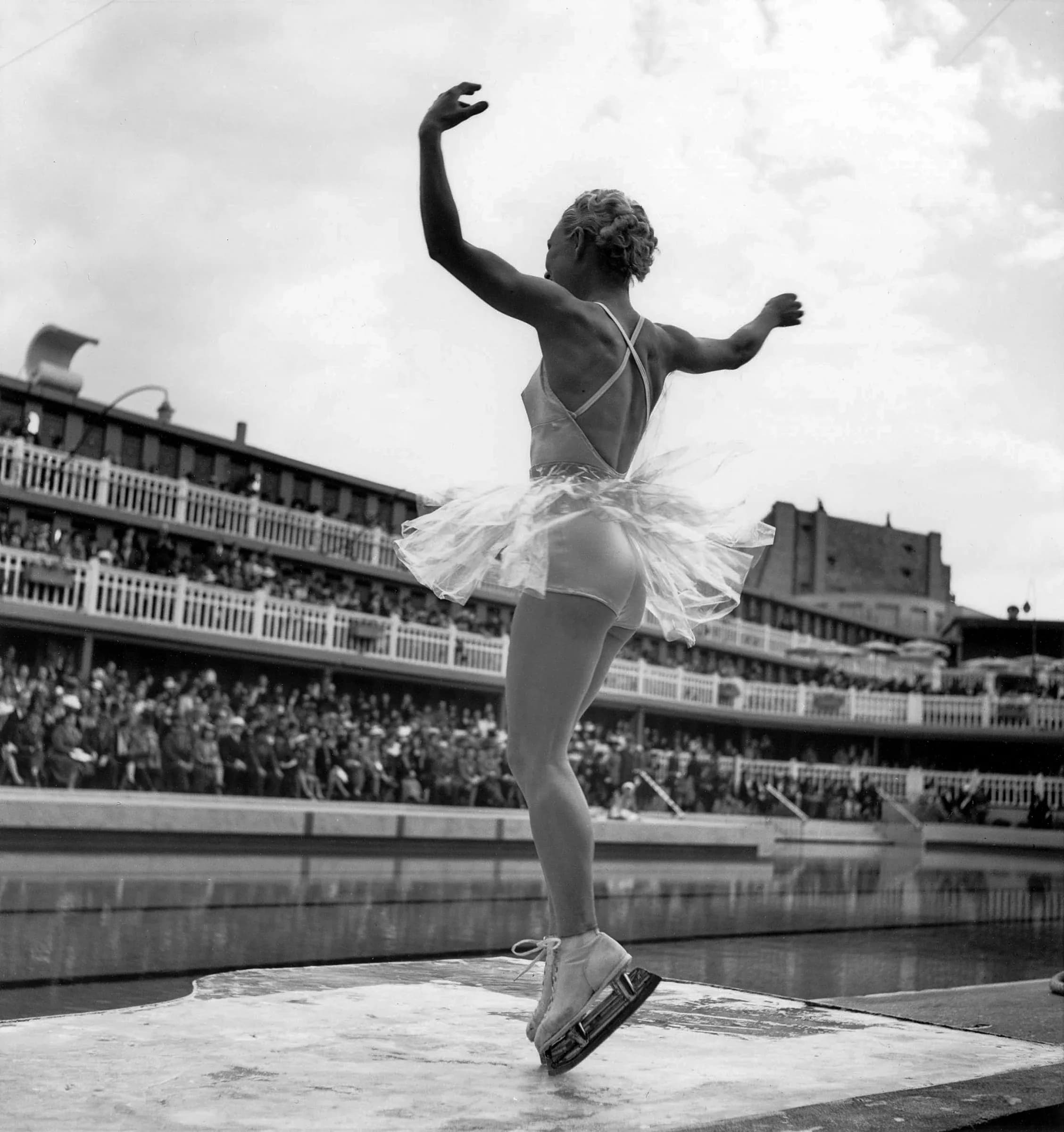 1028 A 25 Patinage à Molitor, 1936