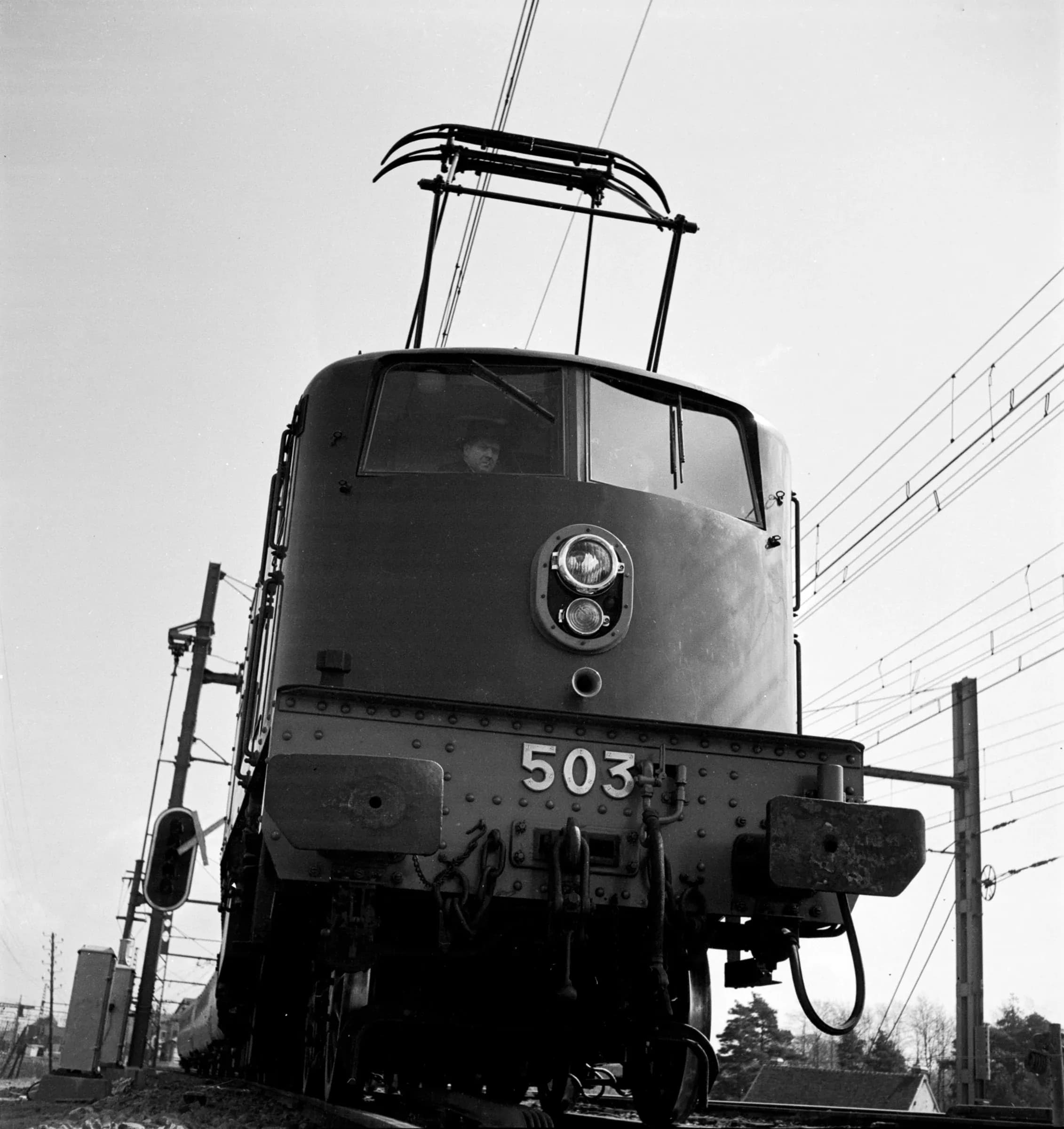 1034-E-18