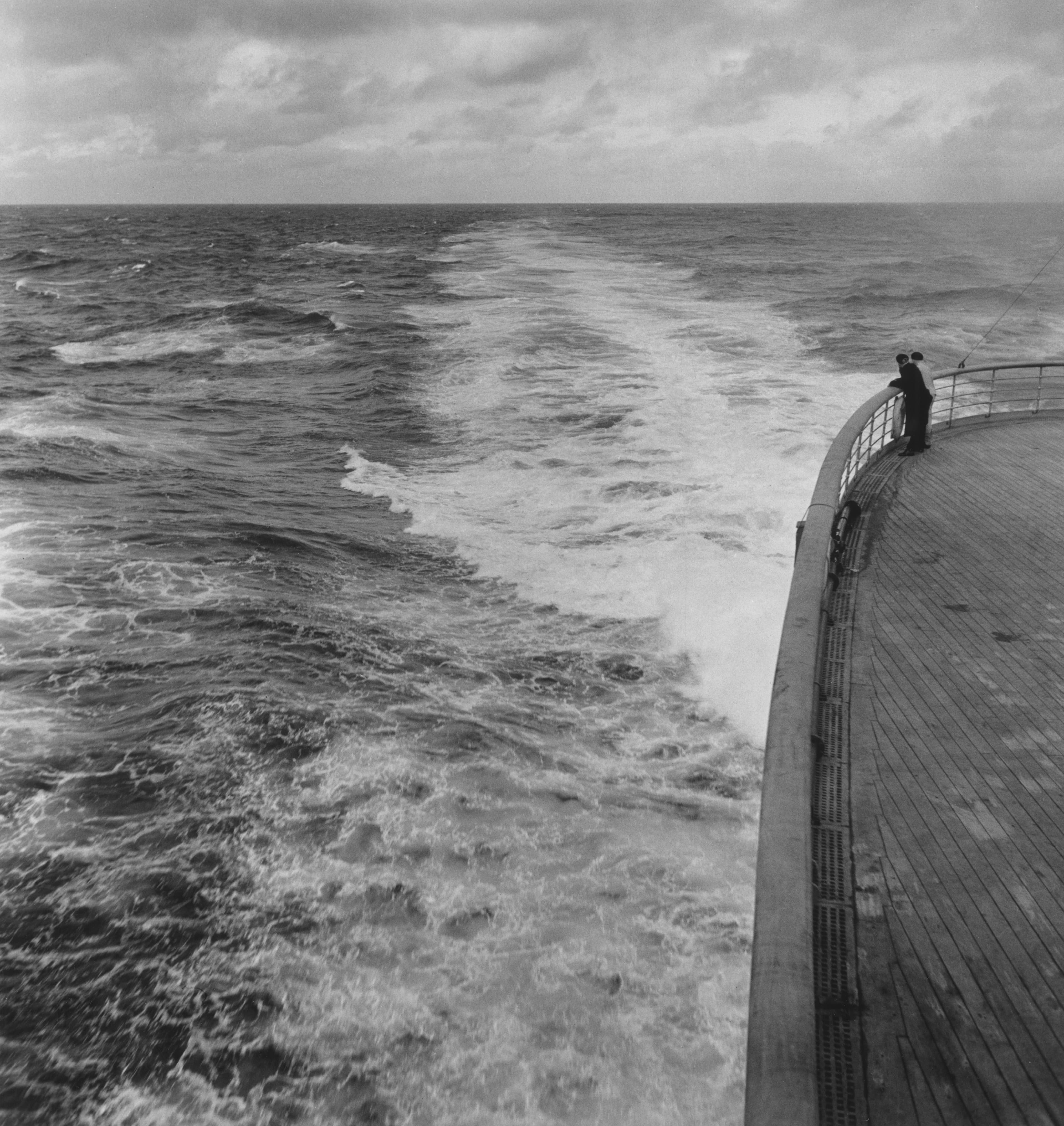 Sillage du paquebot Normandie en mer