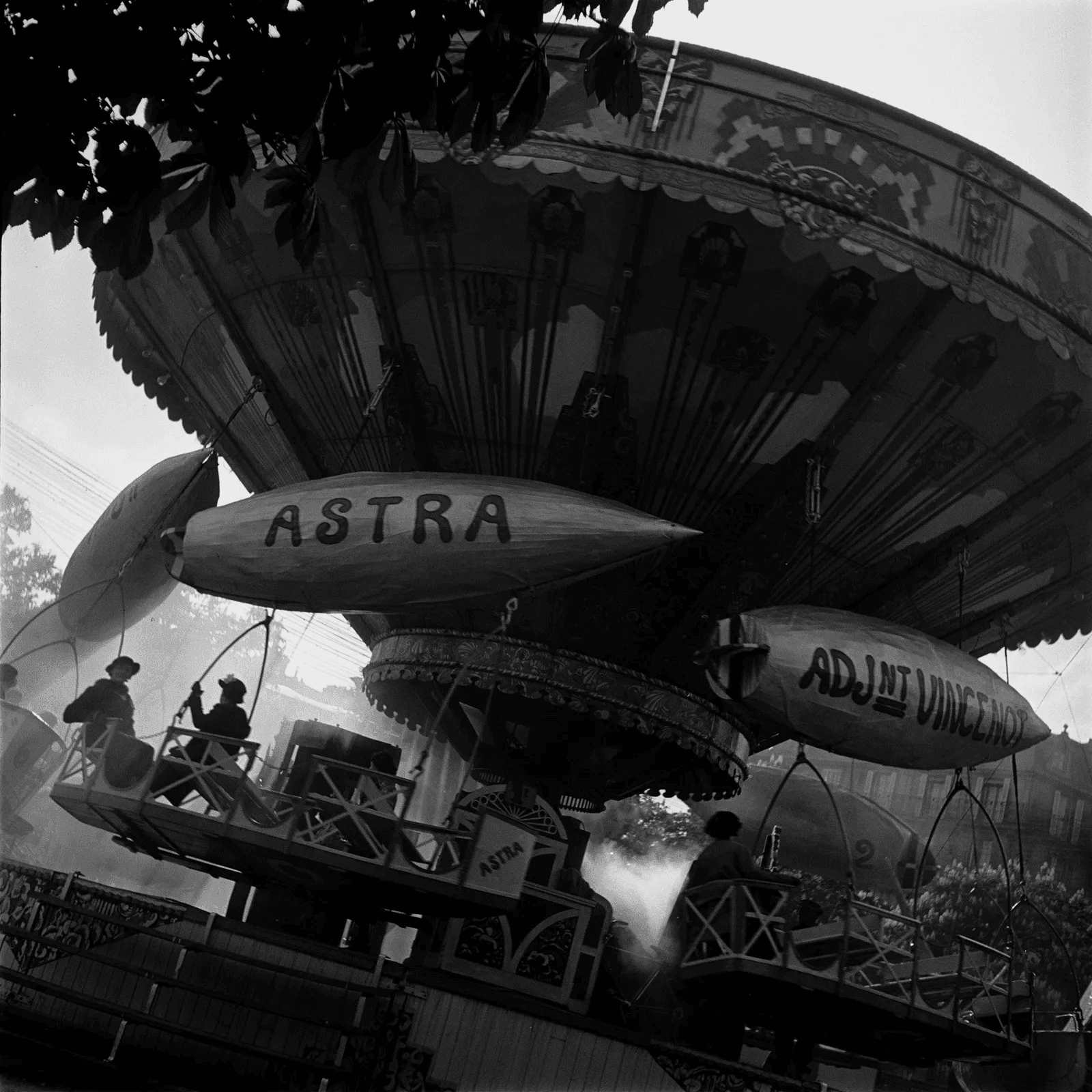 Les dirigeables, 1936